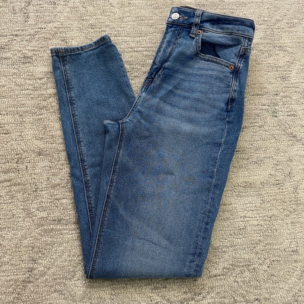 American Eagle mom jeans